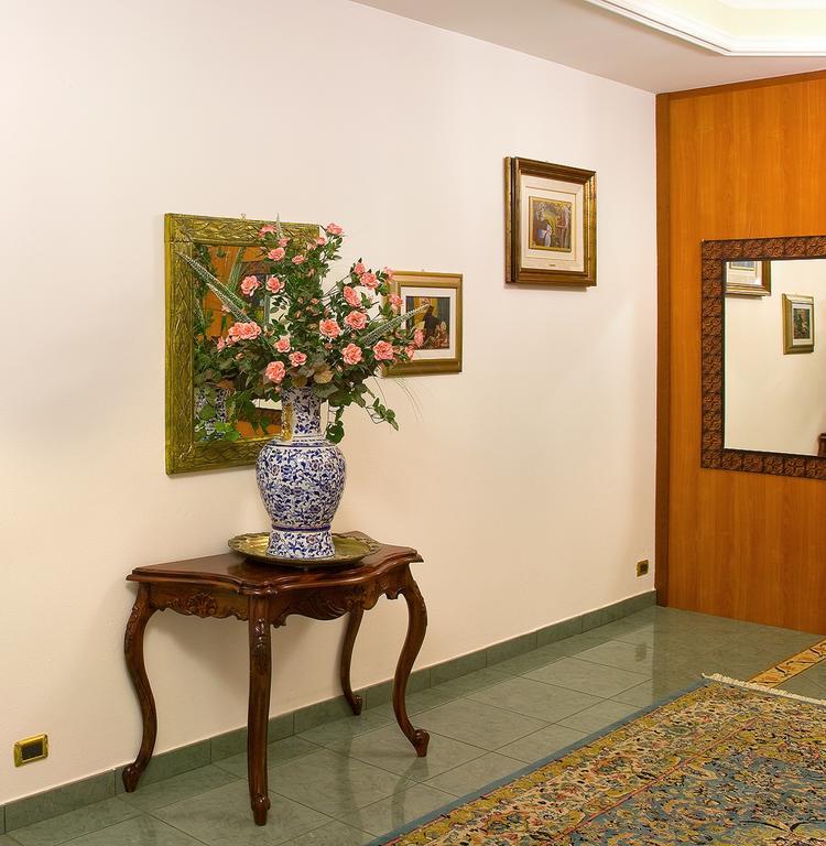Valdenza Hotel Campegine Exteriér fotografie